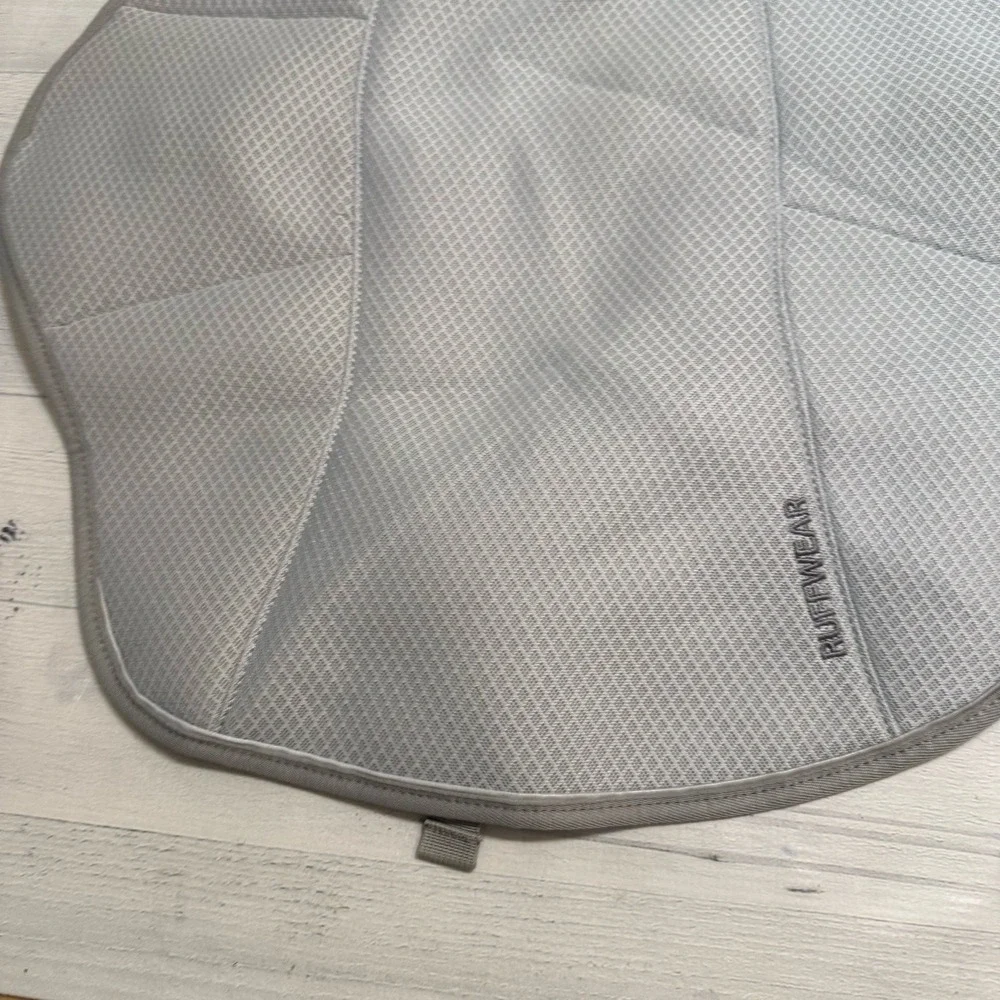 Ruffwear Swamp Cooler Dog Vest‎ light grey Medium NEW